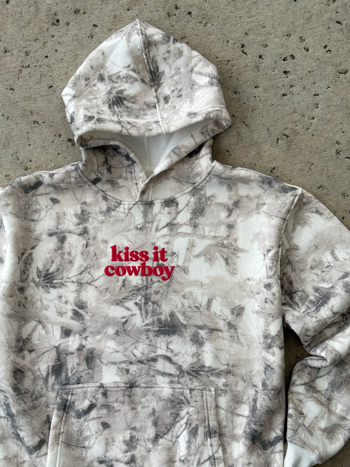 KISS IT COWBOY OVERSIZED HOODIE